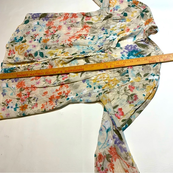 Grand & Greene Women's Neutral Floral Pleated Peasant Blouse Medium Boho Fairy - Picture 7 of 9